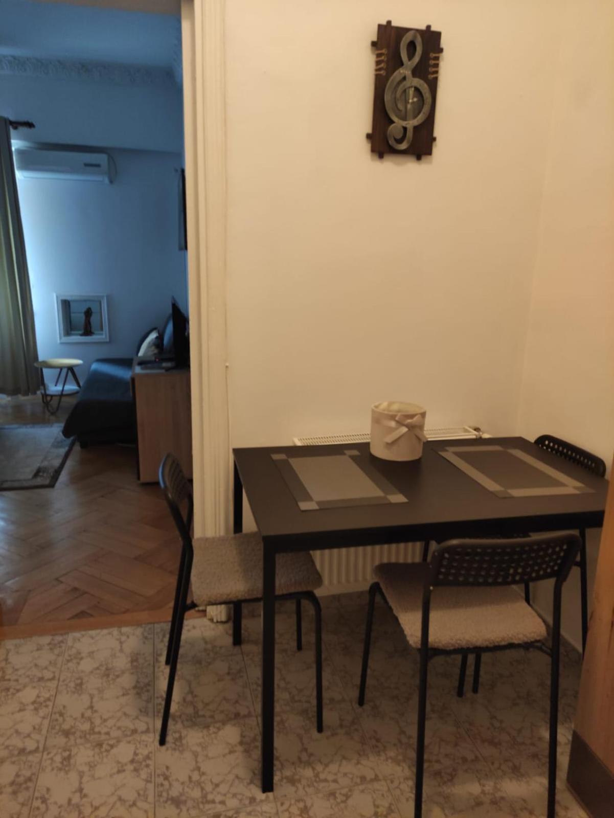 Royal Studio In Old Town Boekarest Kamer foto